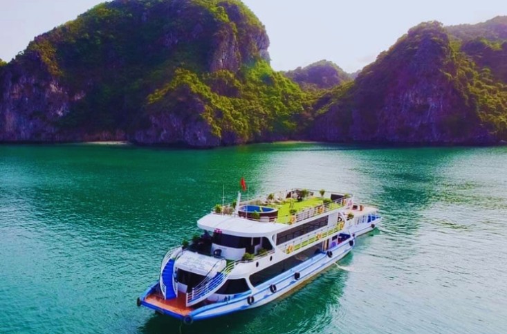 La Casta Daily Cruise Halong Bay